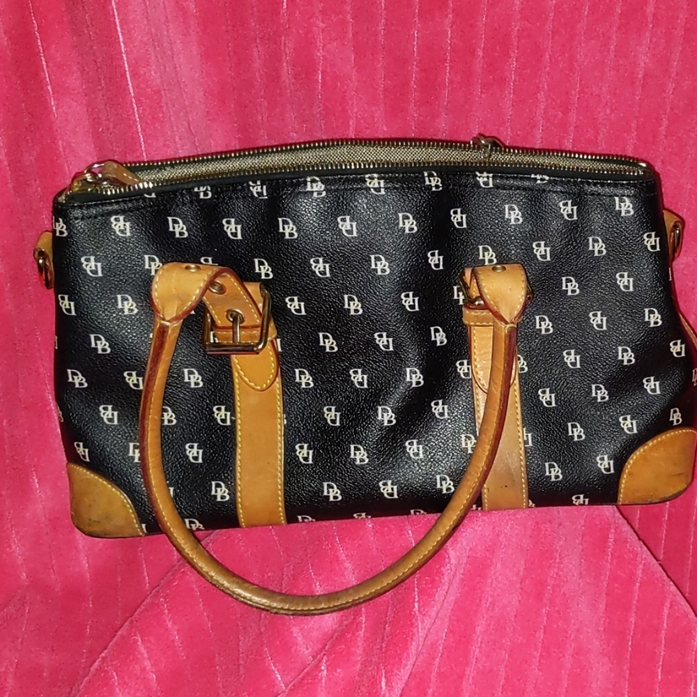 Dooney and Bourke purse